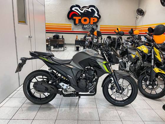 YAMAHA FZ25 FAZER ABS 